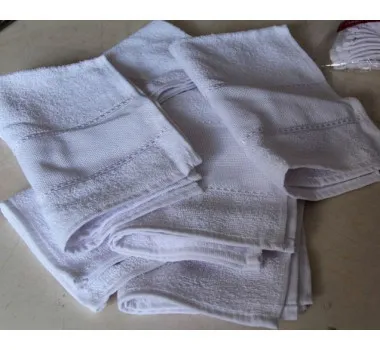 Toalha Para Manicure 22X44 Cm Branco Venesa Bordar