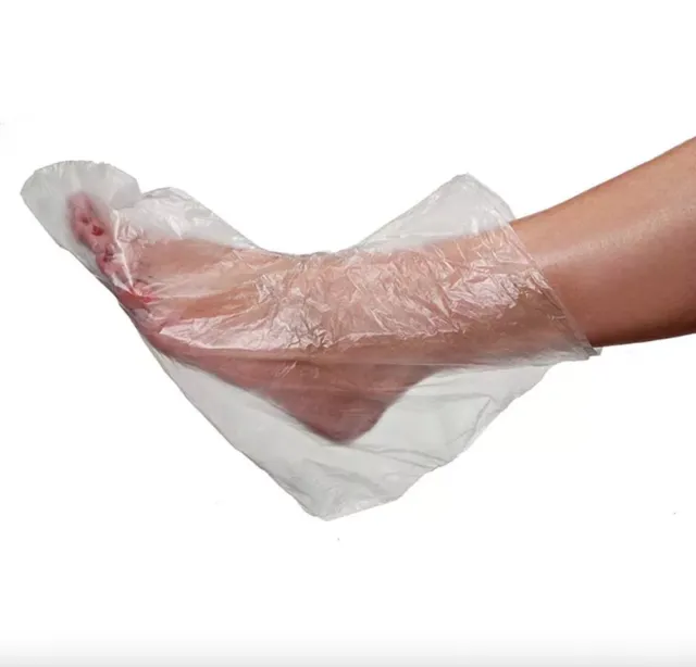 PROTETOR DESCARTÁVEL PLÁSTICO PARA OS PÉS SANTA CLARA COM 20 PARES REF.471