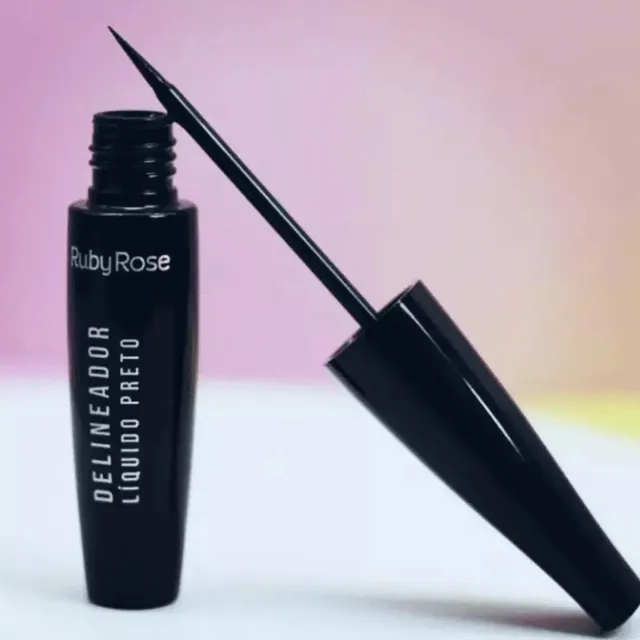 Delineador Líquido Preto Ruby Rose